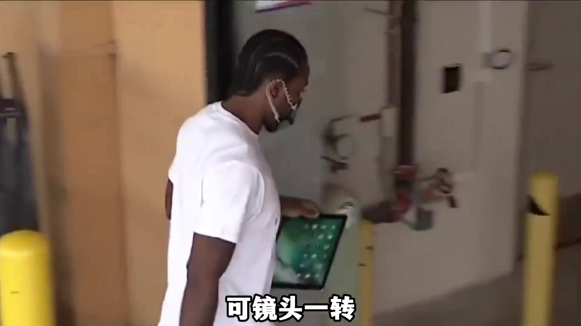 原來萊昂納德的性格是極內(nèi)向的直到哈登來了...