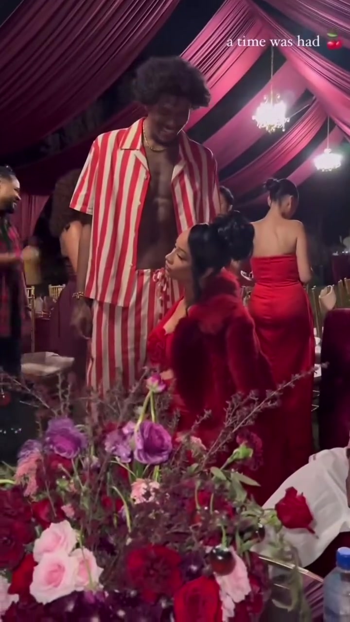 看了杰倫-格林40歲的女友不得不佩服這小伙真的有點東西