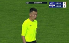 VAR頻繁介入，記者不滿，詢問比賽節奏。