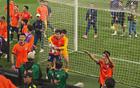 青島海牛內(nèi)訌，9輪不勝，球員球迷沖突，李霄鵬致歉