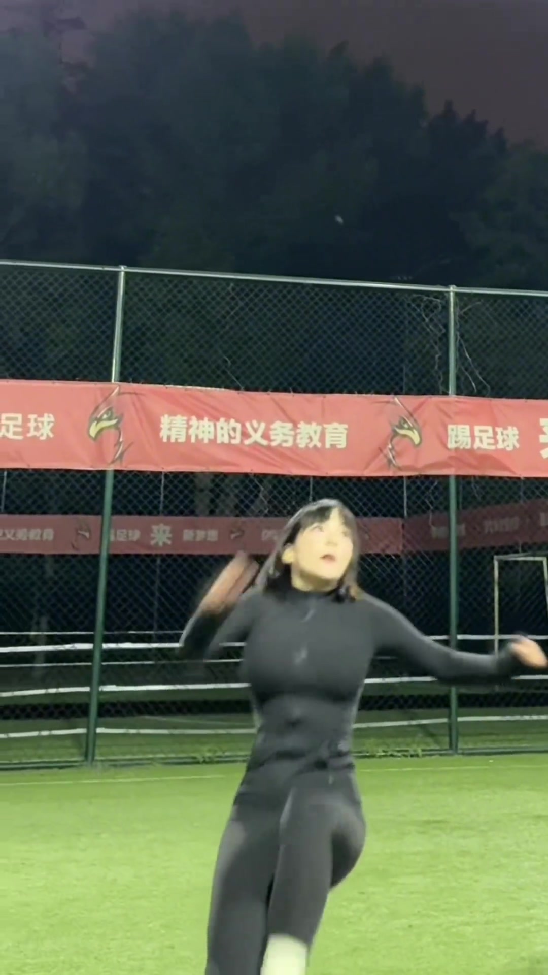 這身材滿滿的膠原蛋白啊這倒鉤給我來一腳不得飄飄欲仙