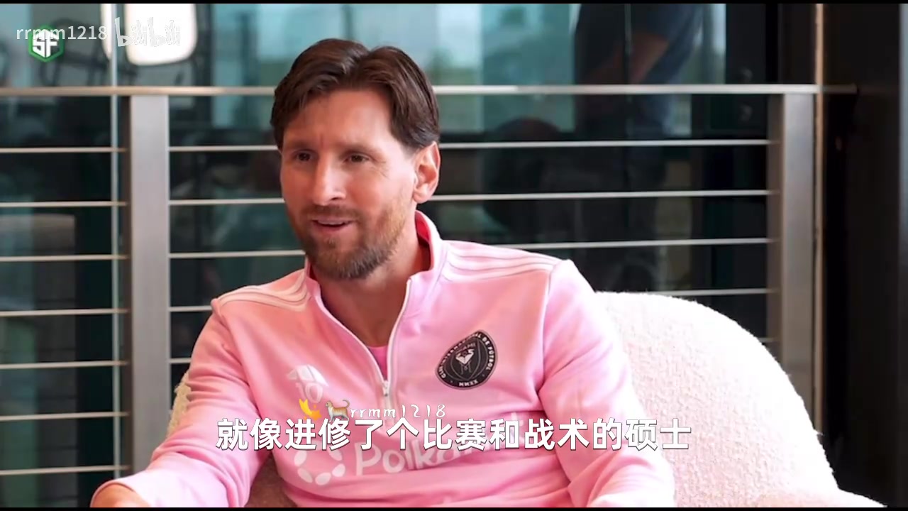 梅西跟著瓜迪奧拉就像讀了個比賽和戰術的碩士