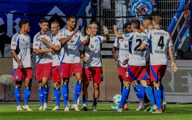 6-1升級！漢堡狂勝重返德甲，球迷狂歡！
