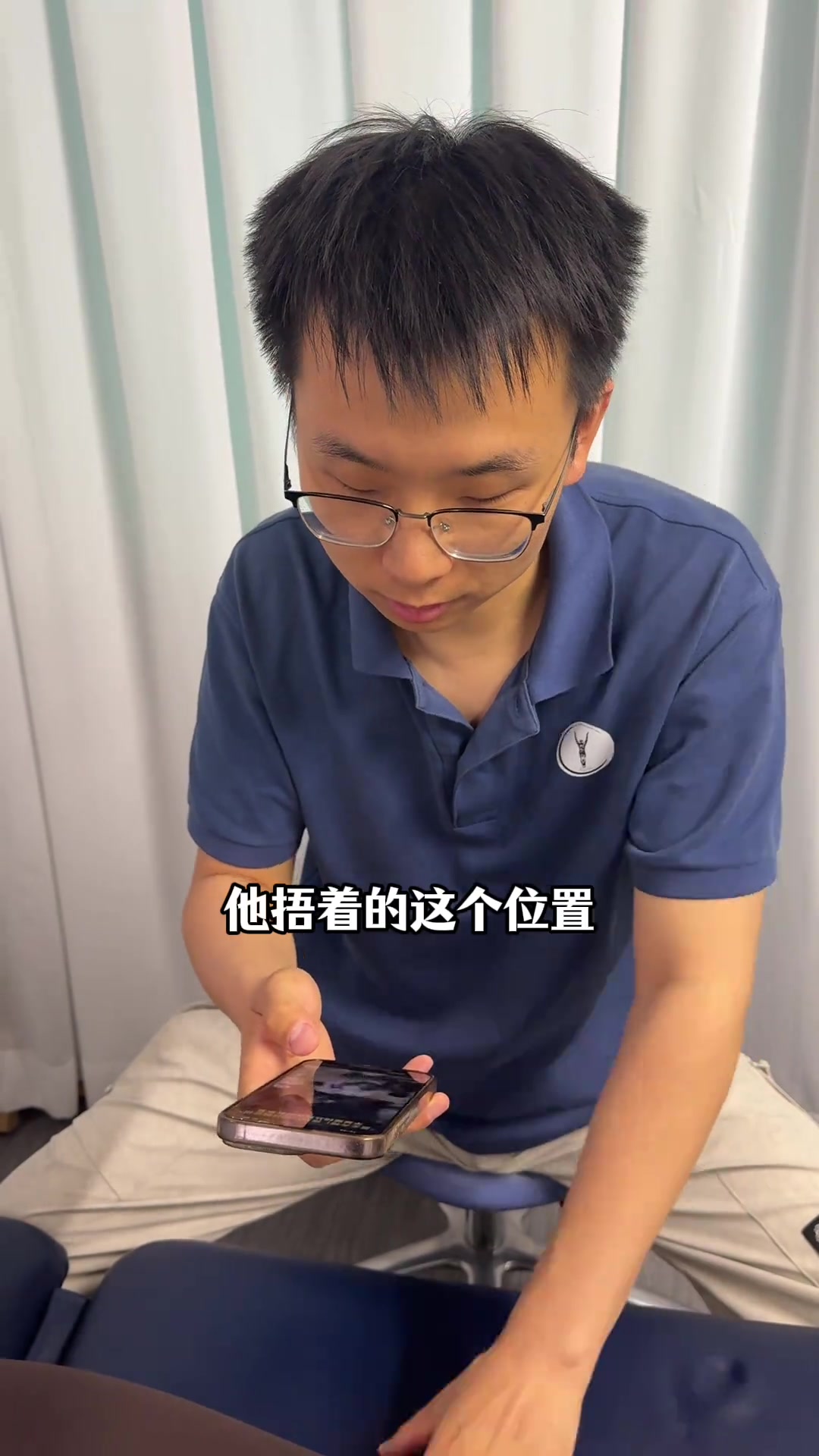 專業國內專業康復師建議庫里要休息1-2周 著急沒好結果
