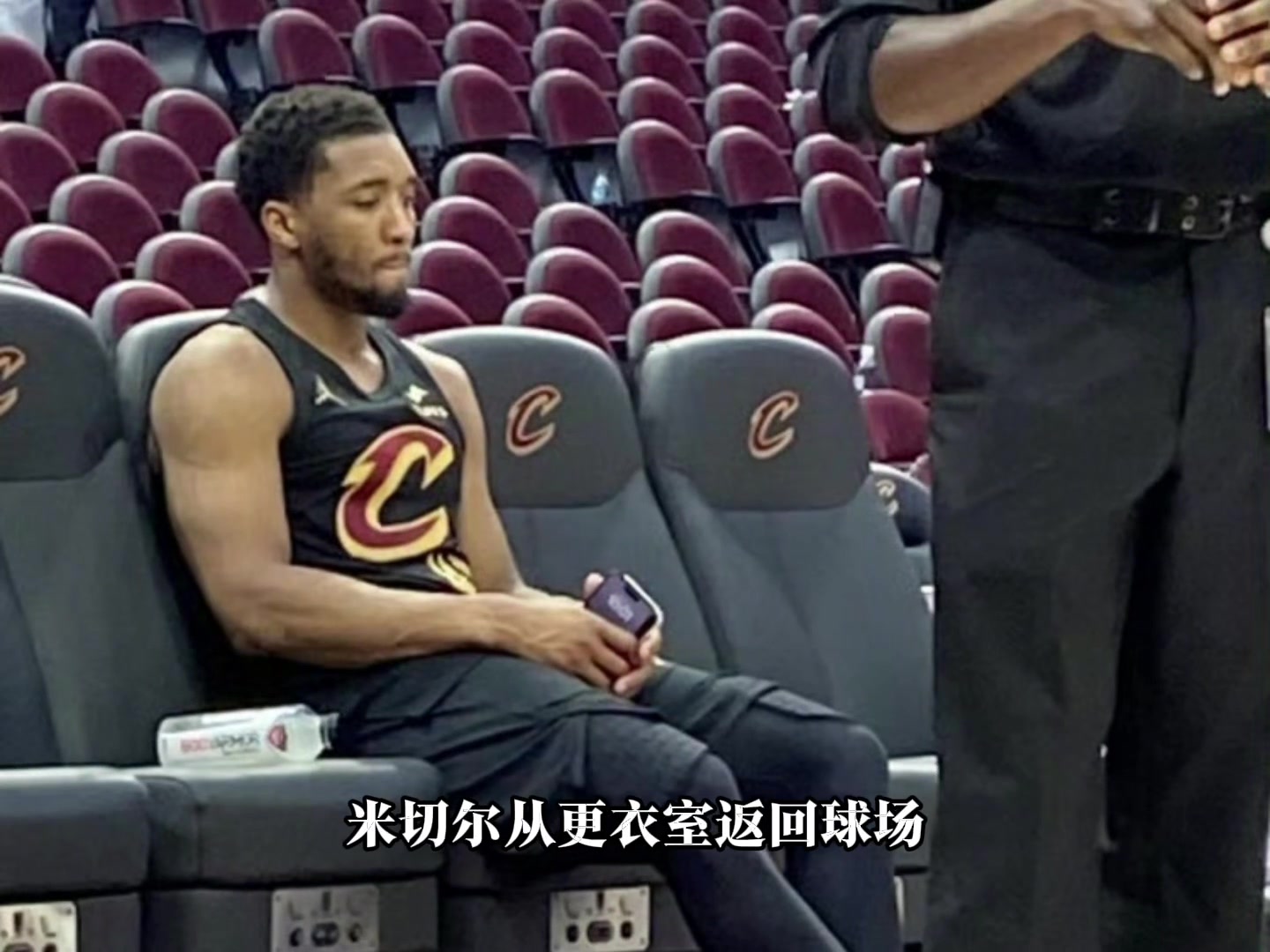 此時的米切爾又在思考些什么呢