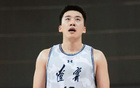 遼寧U22男籃大勝47分，中鋒制霸籃下26+15，趙維倫得分破百得22分。