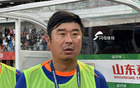 韓鵬告別后哽咽，球迷高呼其名